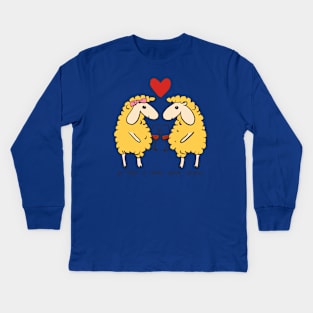 Valentine sheep drinking wine - French text (Saint-Valentin) Kids Long Sleeve T-Shirt